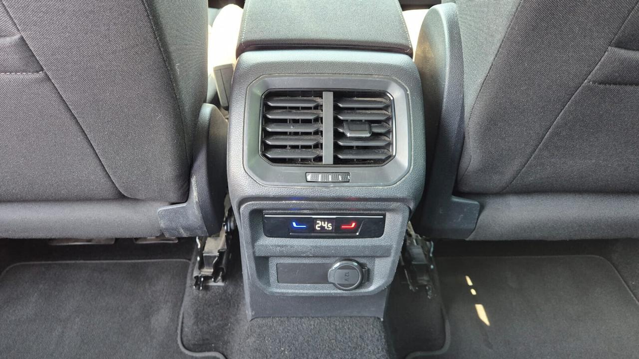Volkswagen Tiguan 2.0 TDI 150 CV SCR DSG Elegance