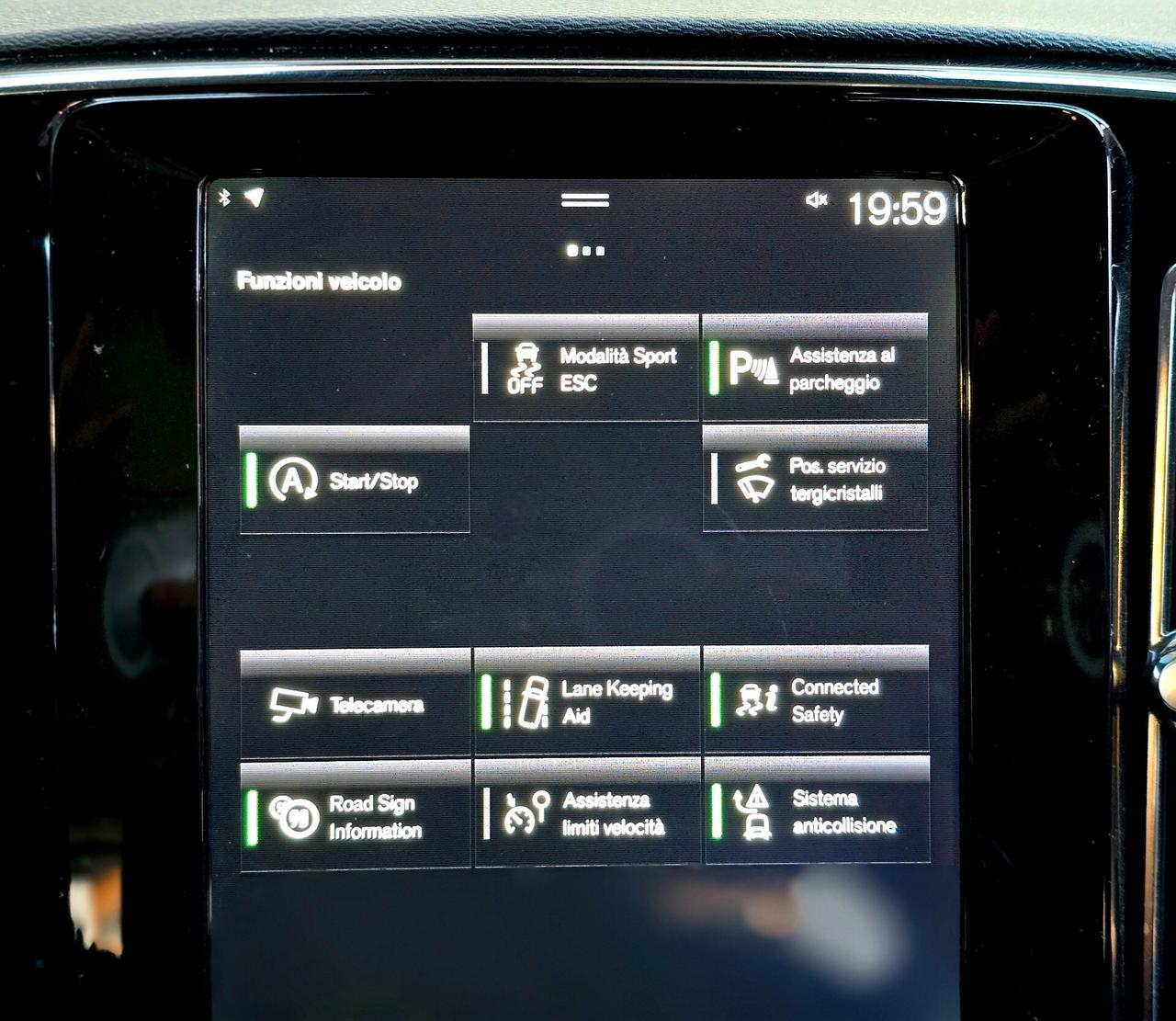 VOLVO XC40 D3 AUTOMATICA 2020 NUOVISSIMA