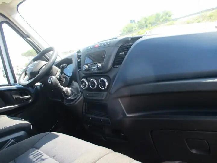 Iveco Daily 35C16 3000 160CV TELAIO P.4100+PEDANA TAGLIANDATO