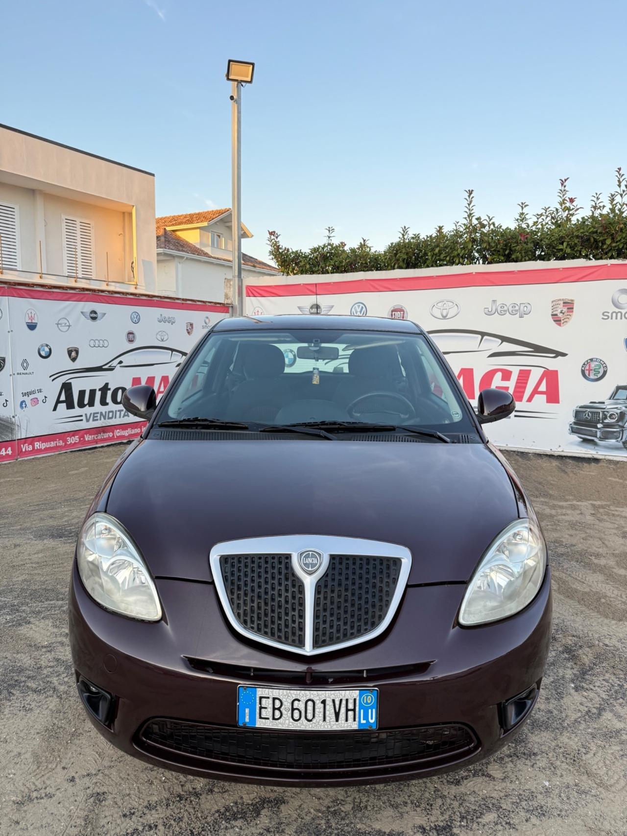 Lancia Ypsilon 1.3 MJT 75 CV Elle