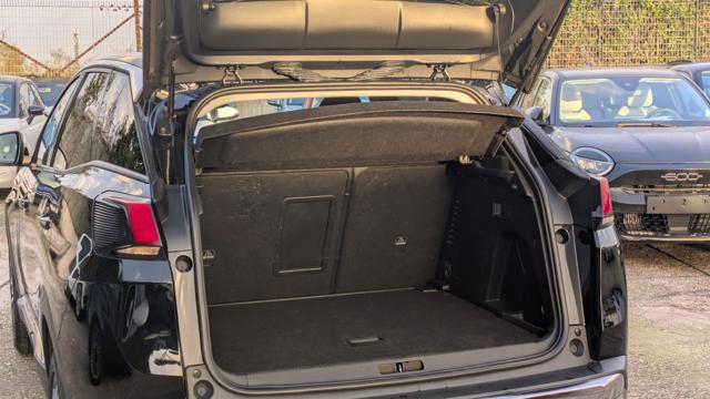 PEUGEOT 3008 1.5cc 130cv ALLURE Android/IOS DIGITAL COCKPIT