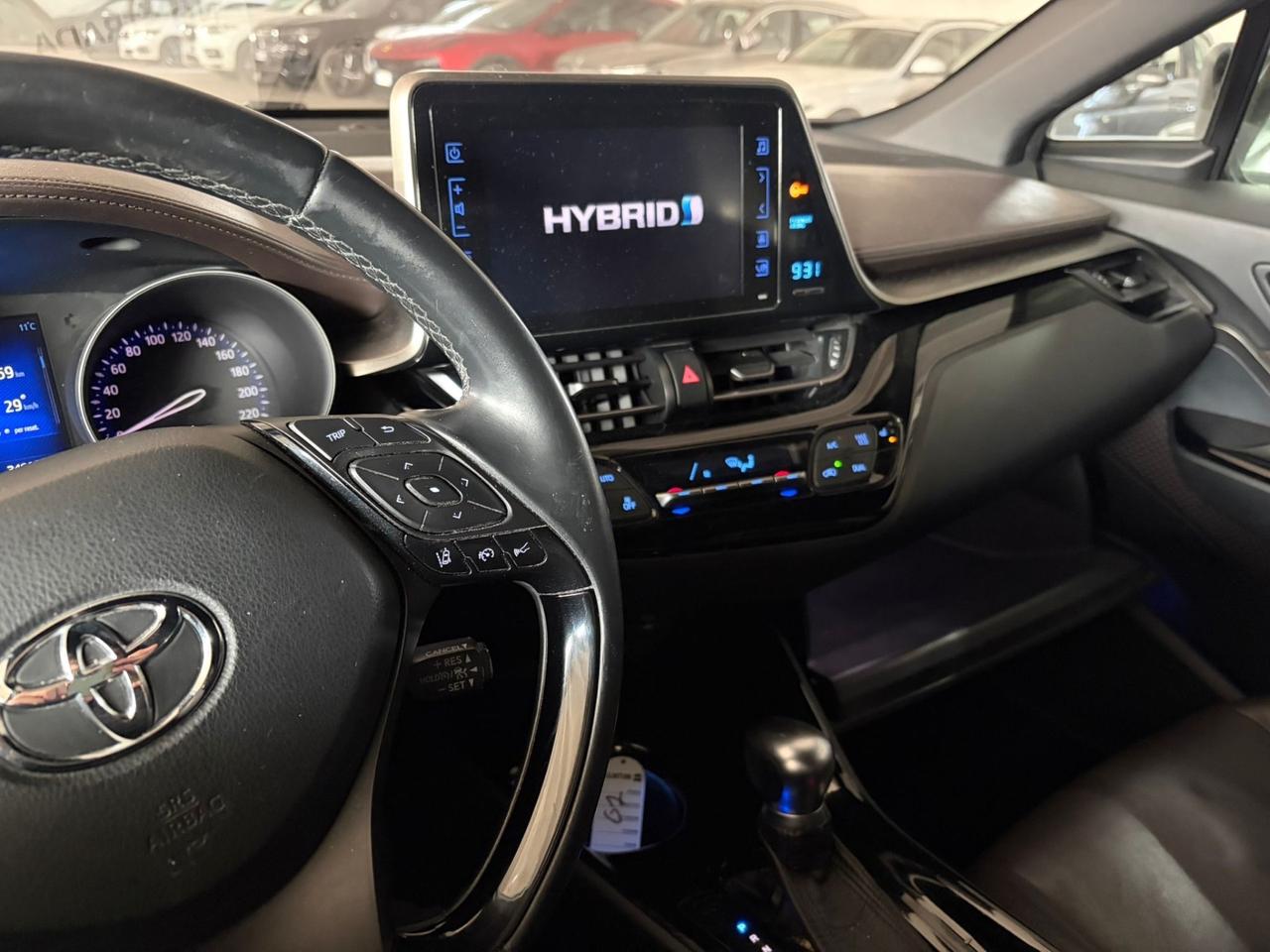 Toyota C-HR 1.8 Hybrid E-CVT Lounge