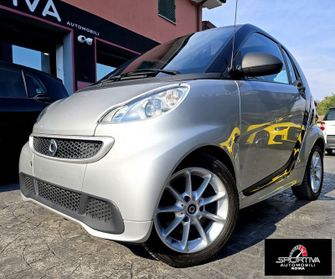 smart fortwo SERVOSTERZO PELLE NAVI UNIPRO!