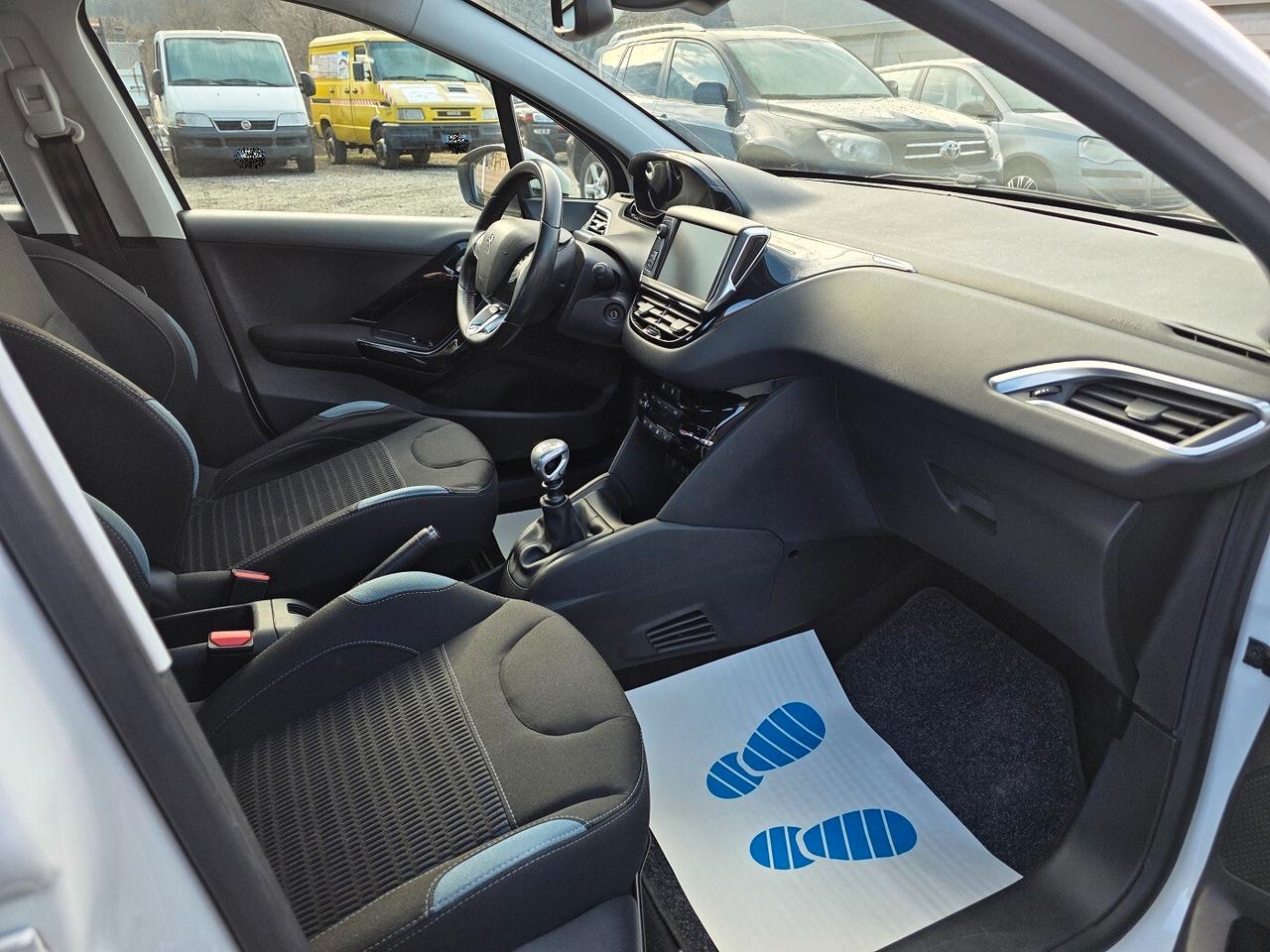 Peugeot 208 1.6 BlueHDi UNICO PROPRIETARIO