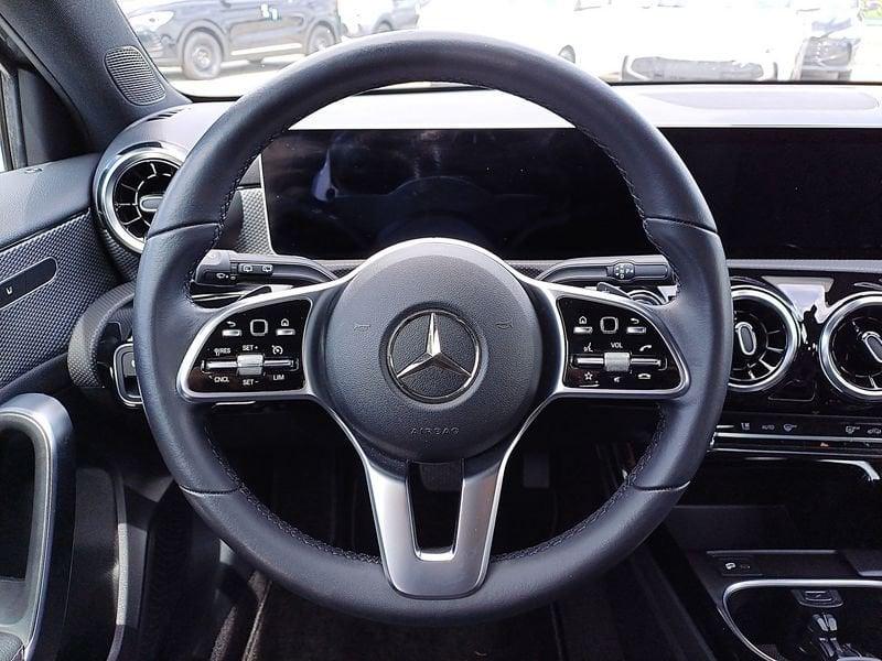 Mercedes-Benz Classe A A 180 d Sport auto