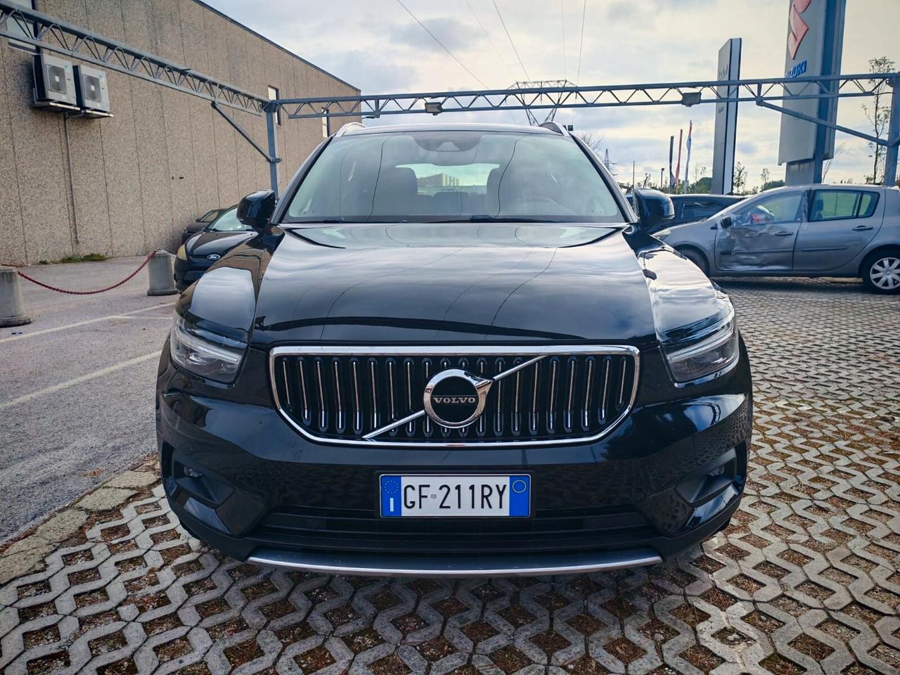 Volvo XC40 T4 Recharge Plug-in Hybrid R-design