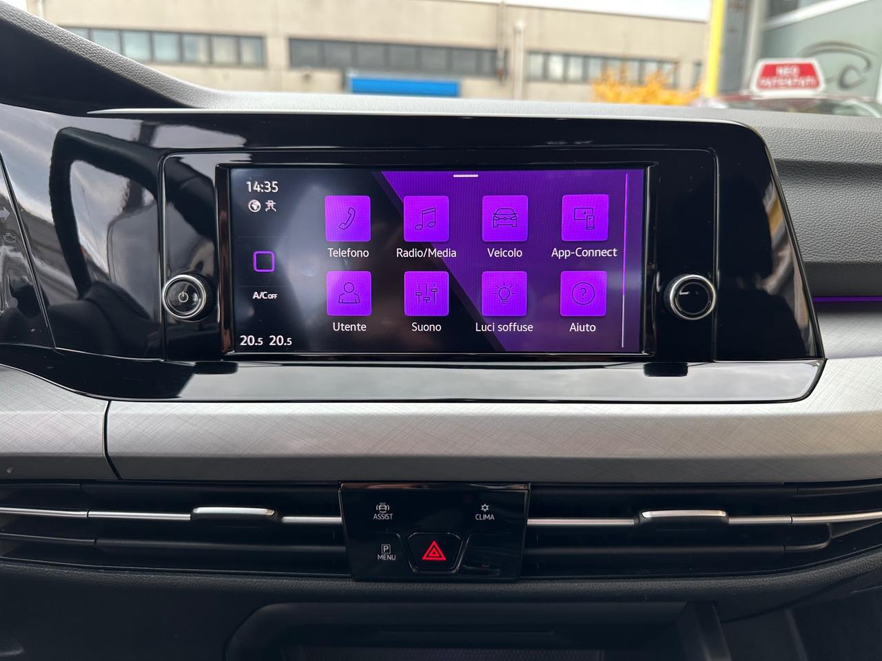 Volkswagen Golf 1.0 eTSI EVO DSG Life