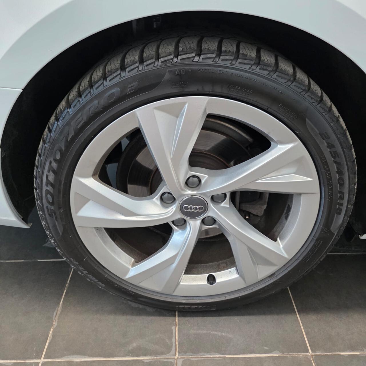 Audi A4 Avant 35 TDI/163 CV S tronic line edition