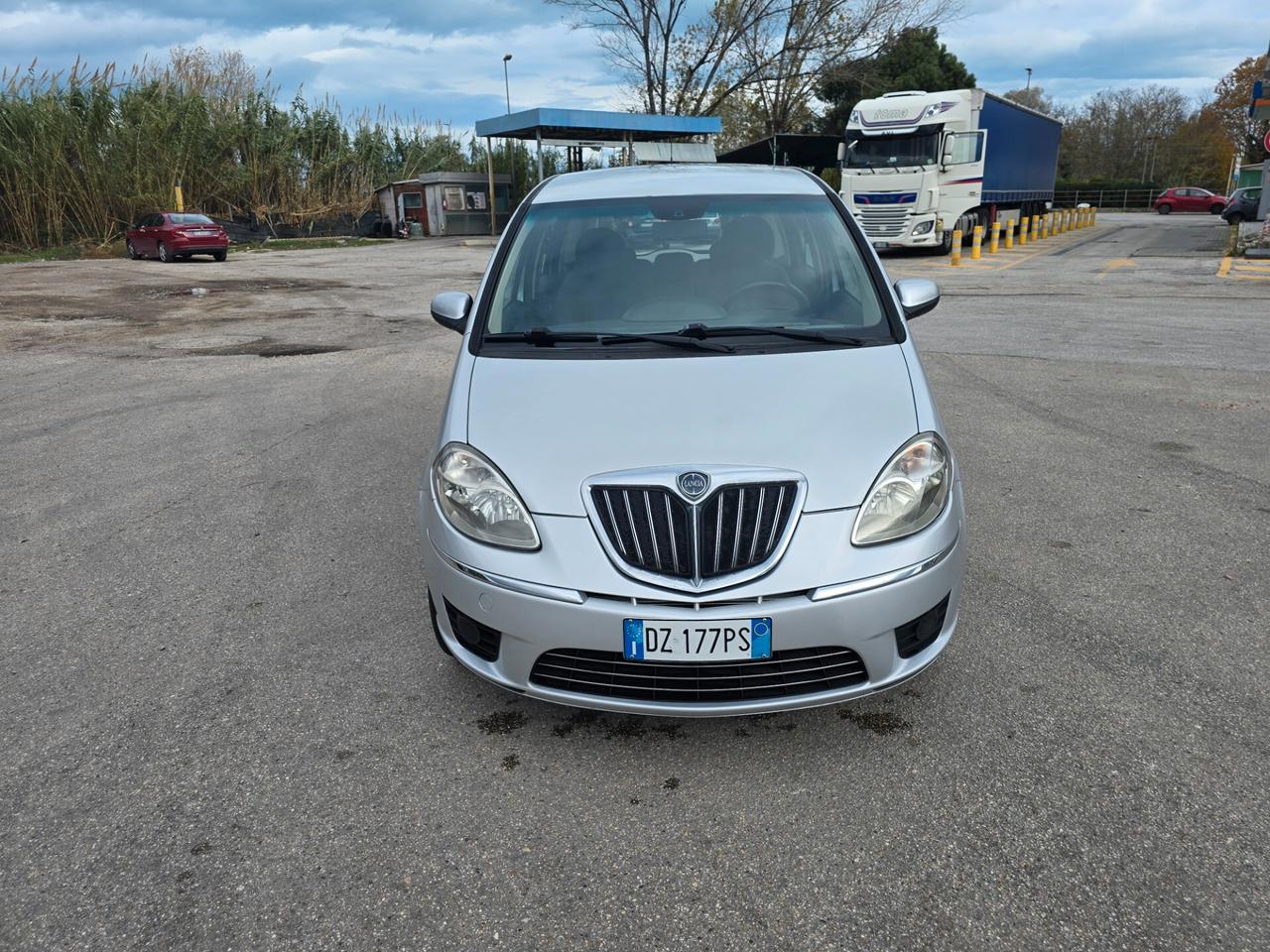 Lancia MUSA 1.4 Argento Ecochic GPL