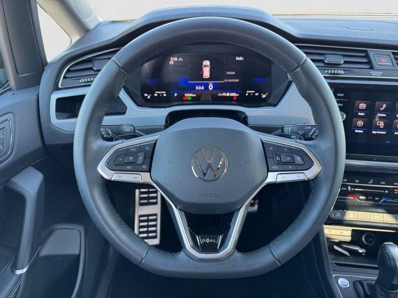 Volkswagen Touran 1.5 TSI EVO GOAL DSG ACC Cockpit App Connect LED
