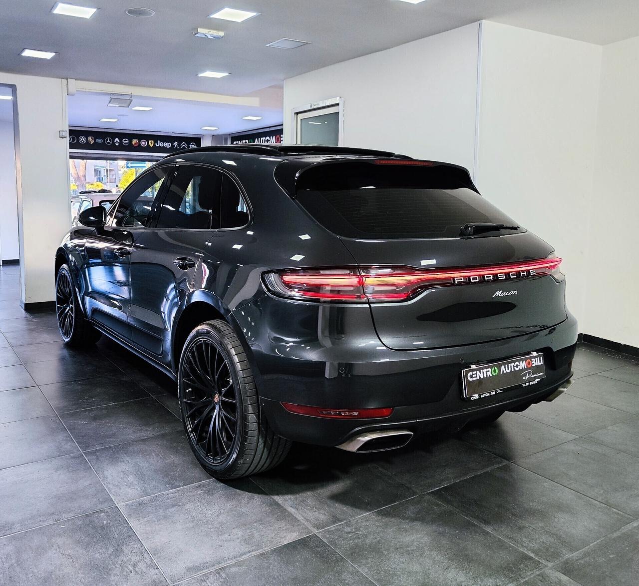 Porsche Macan 2.0 245cv Tetto Led