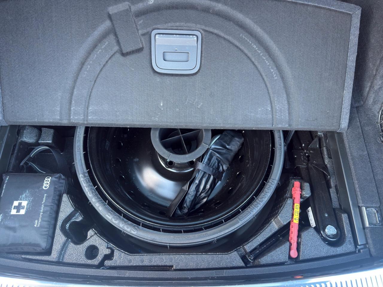 Audi Q5 40 TDI 204 CV quattro S tronic line plus - 2024