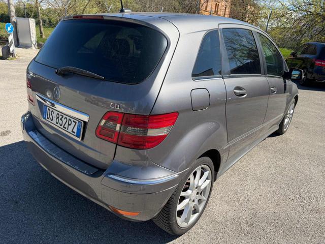 MERCEDES-BENZ B 180 CDI Chrome senza nessun lavoro da fare
