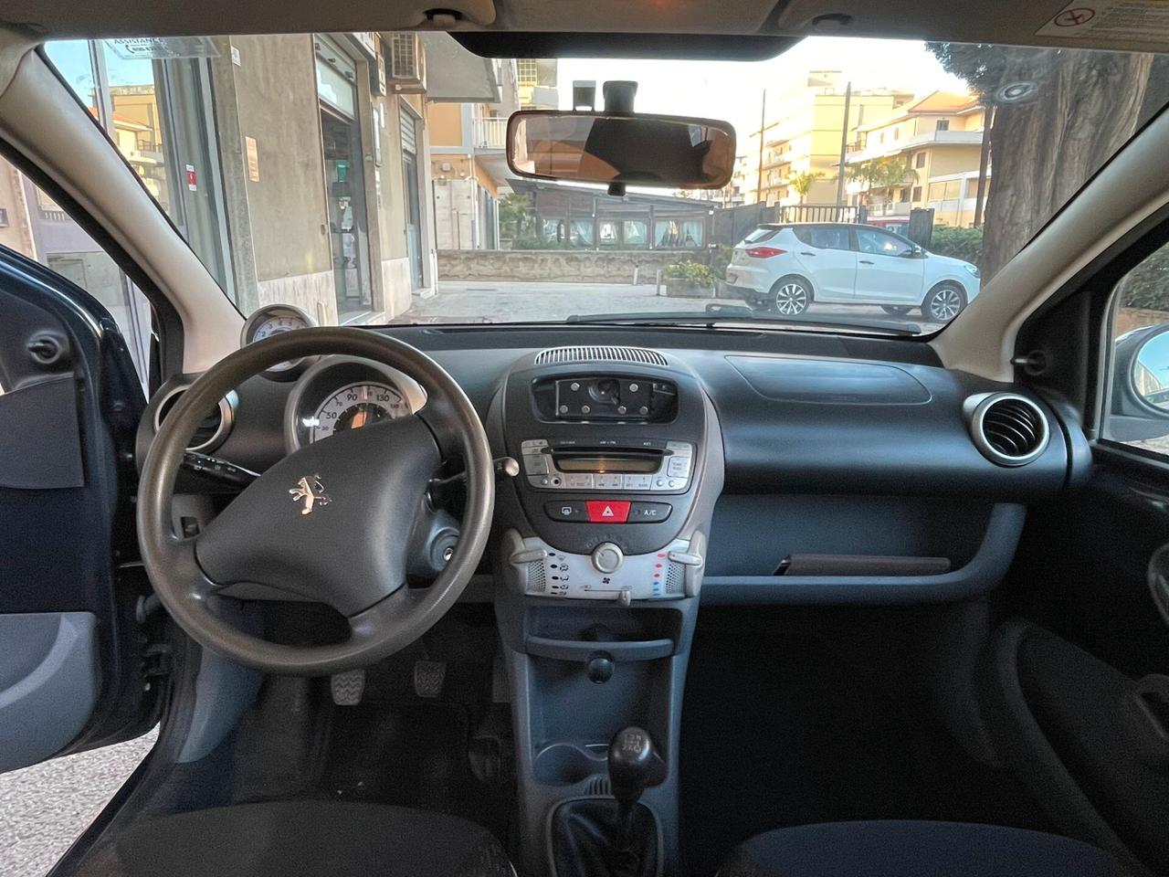 Peugeot 107 1.0 68CV 5p. Sweet Years