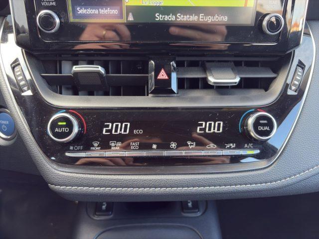 TOYOTA Corolla Touring Sports 1.8 Hybrid Business Tech cvt