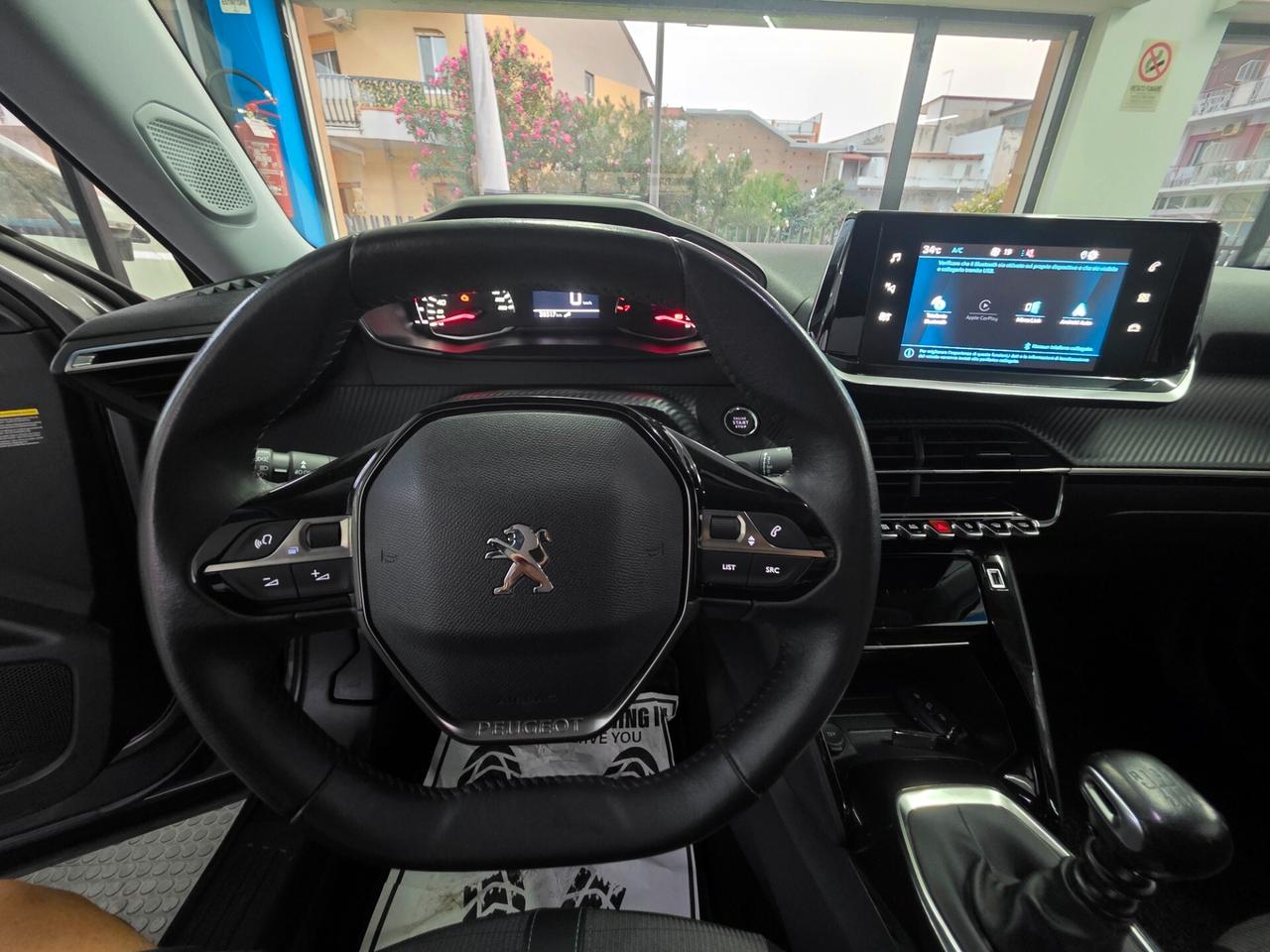 Peugeot 2008 BlueHDi 110 Allure 2021