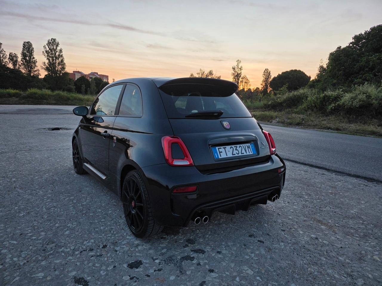 Abarth 595 1.4 Turbo T-Jet 180 CV Competizione