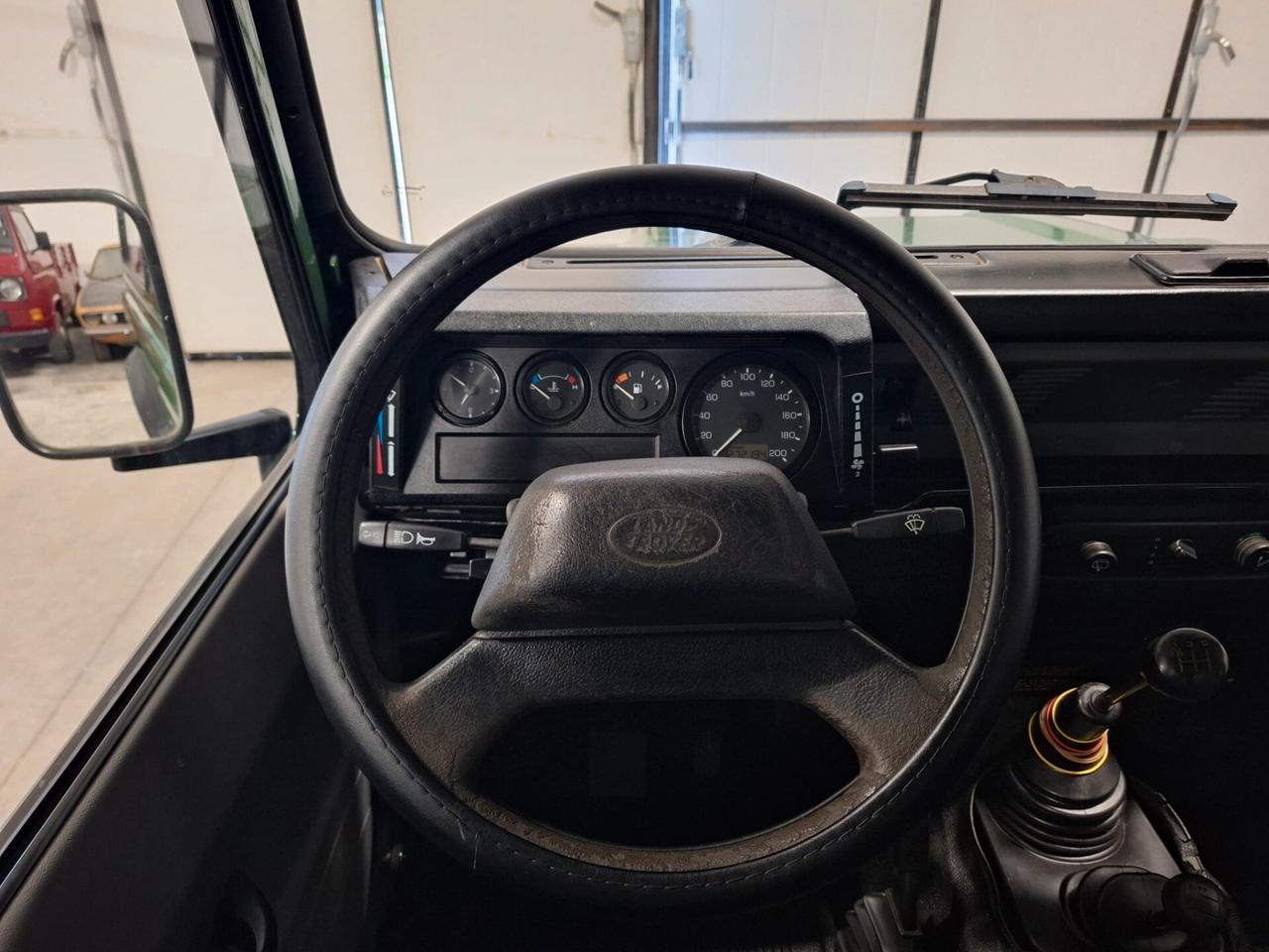 Land Rover Defender td5