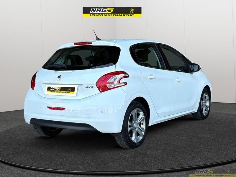 Peugeot 208 1.4 HDi 68 CV 5 porte Allure