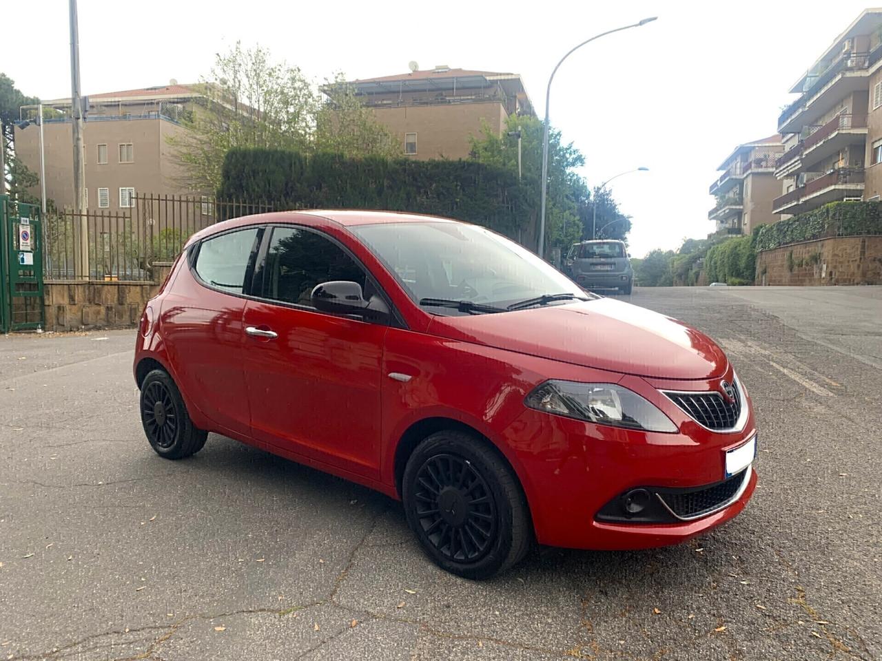 Lancia Ypsilon 1.0 FireFly 5P HIBRIDA 2023 KM31600