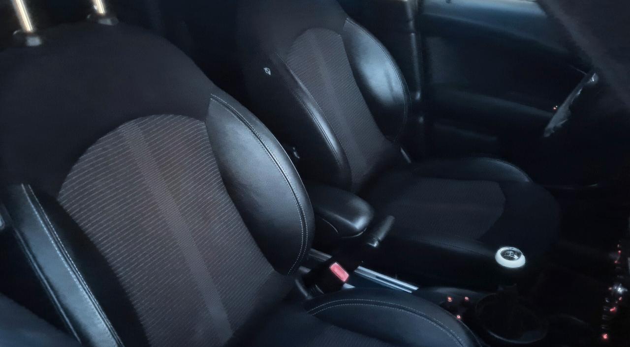 Mini Cooper D Countryman 1.6