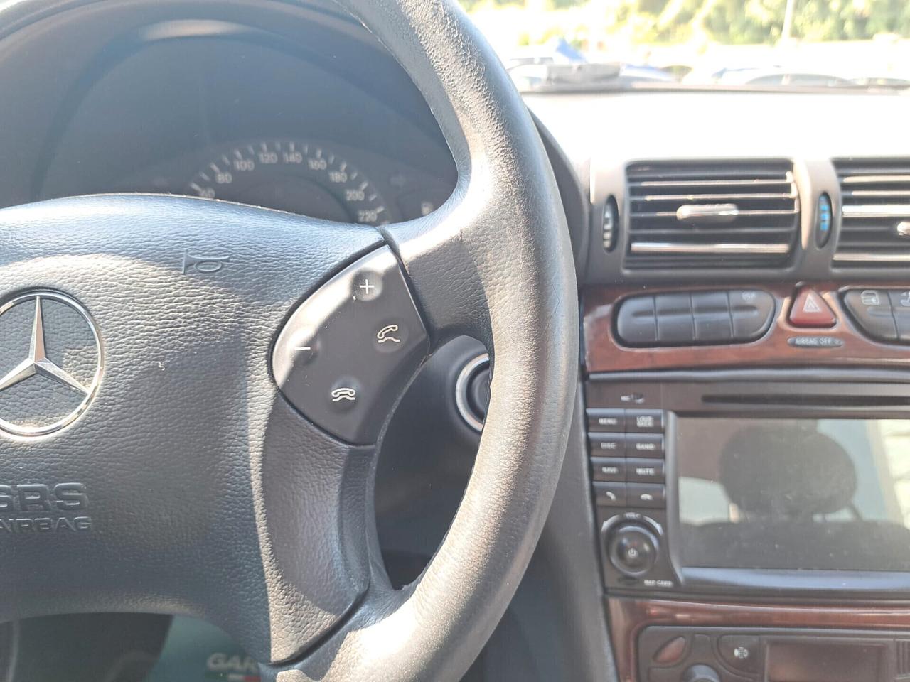 Mercedes-benz C 220 / 105KW / 143CV