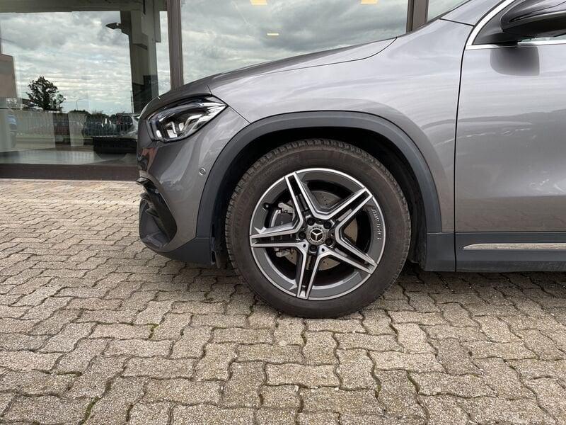 Mercedes-Benz GLA GLA 200 d Automatic Premium