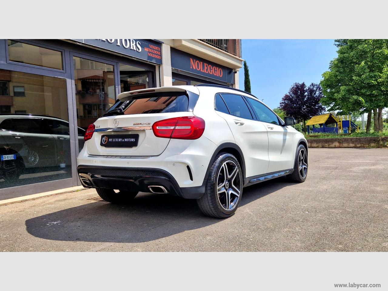 MERCEDES-BENZ GLA 200 CDI Automatic Premium AMG NIGHT