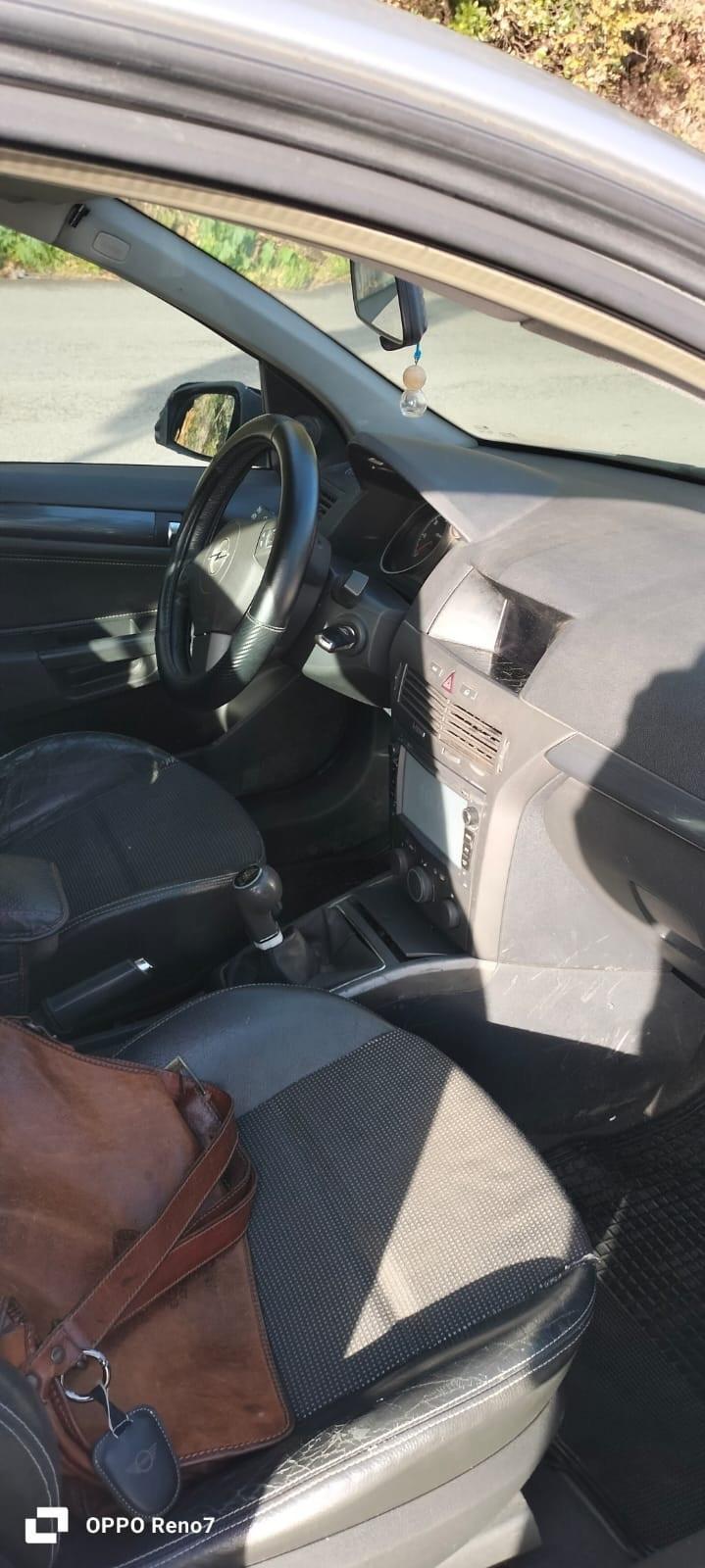 Opel Astra 1.9 CDTI 120CV 5 porte Cosmo