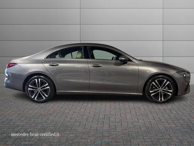 MERCEDES-BENZ CLA 180 d Automatic Progressive Advanced