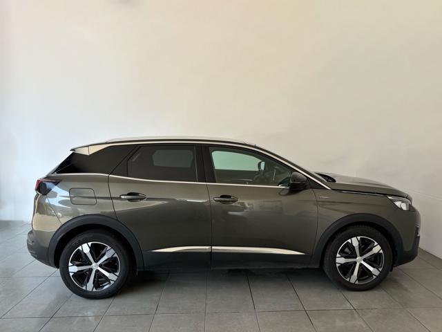 PEUGEOT 3008 GT LINE - BlueHDi 130