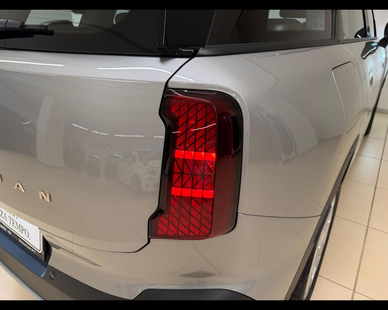 MINI Mini Countrym.(U25) - Mini Countryman D Essential