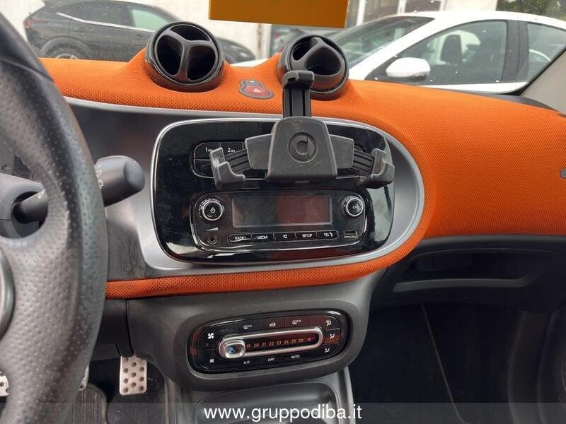 smart fortwo Smart III 2015 Benzina 1.0 Urban (sport edition1) 71cv