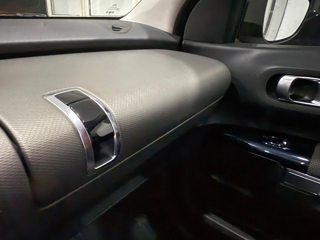 Citroen C4 Cactus BlueHDi100cvSHINE AIRBUMP DA VETRINA2017