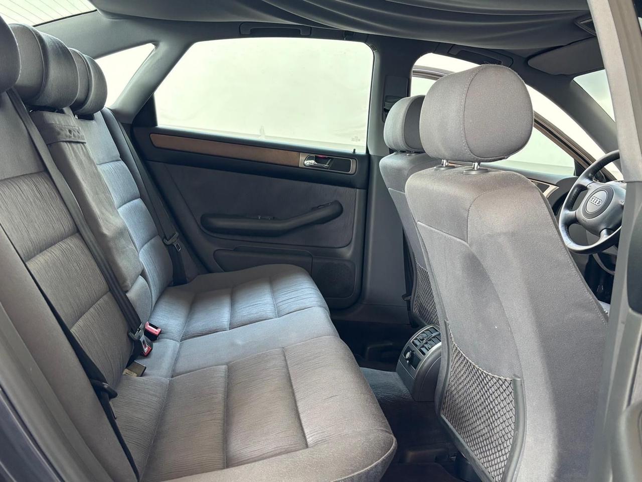 Audi A6 1.8 T 20V cat quattro Advance