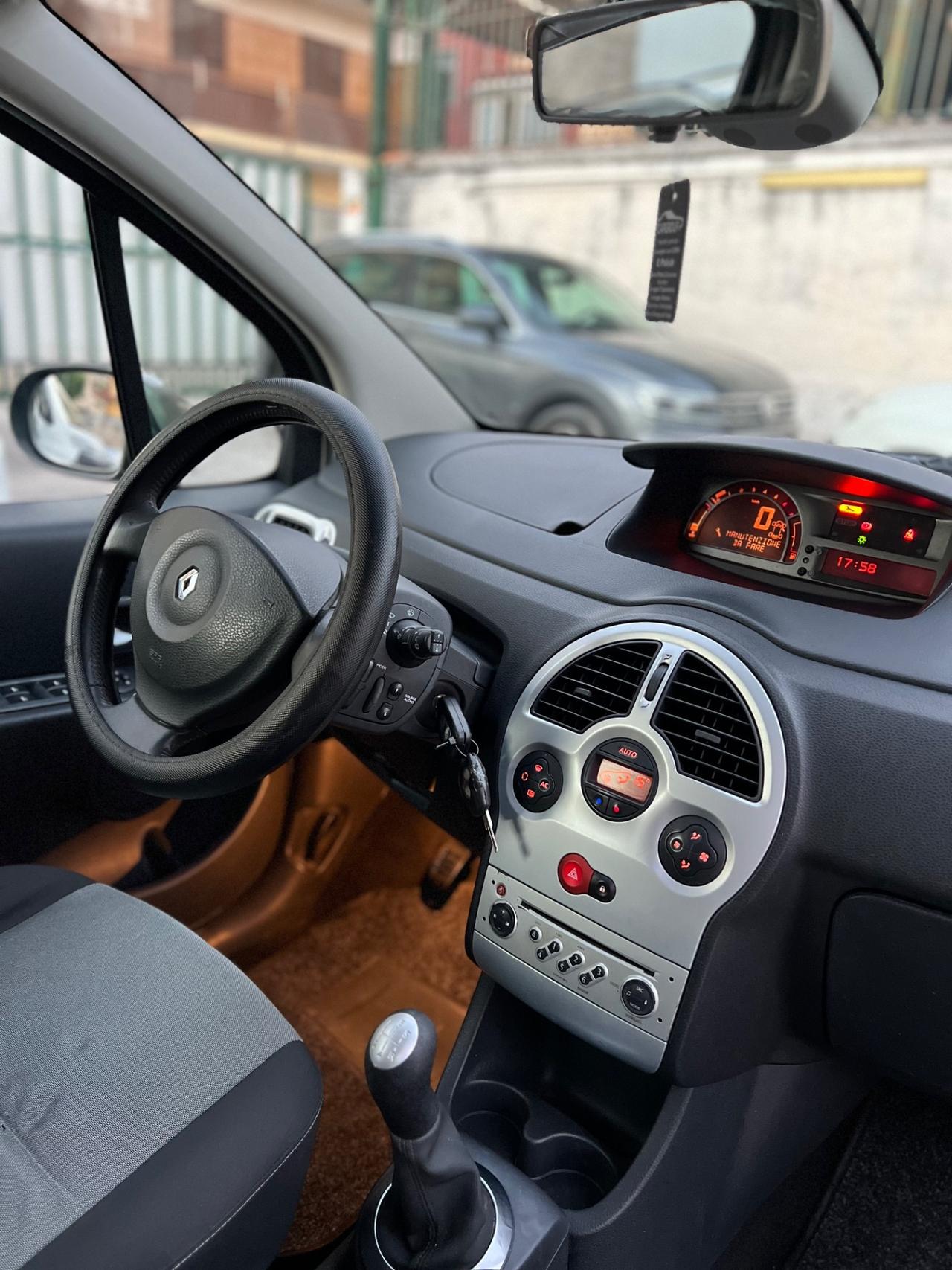 Renault Modus Grand 1.2 16V Dynamique