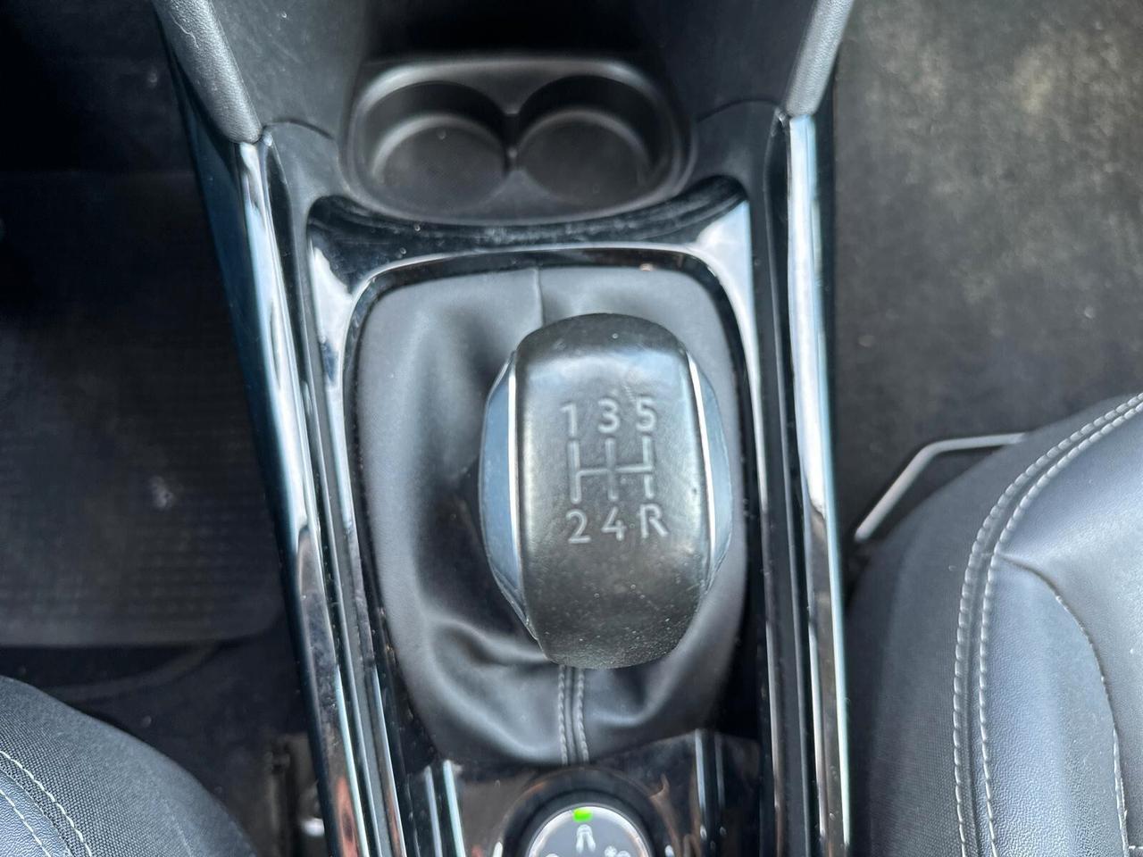 Peugeot 2008 PureTech Turbo 110 S&S Black Matt