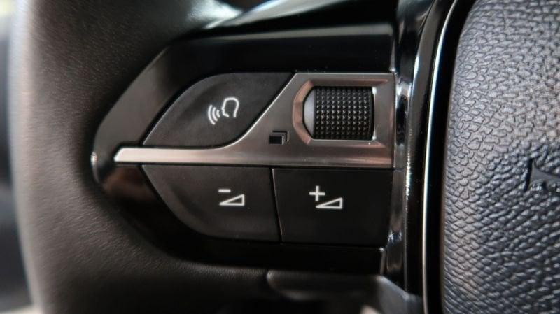 Peugeot 208 208 1.2 puretech Allure s&s 100cv