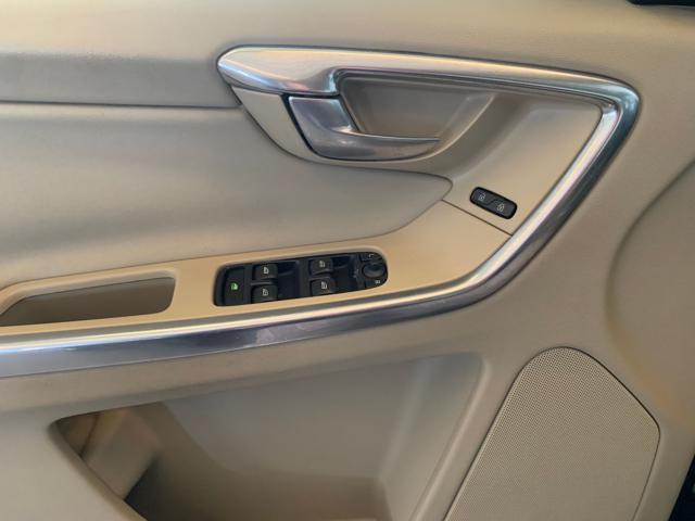 VOLVO XC60 D3 Geartronic Momentum