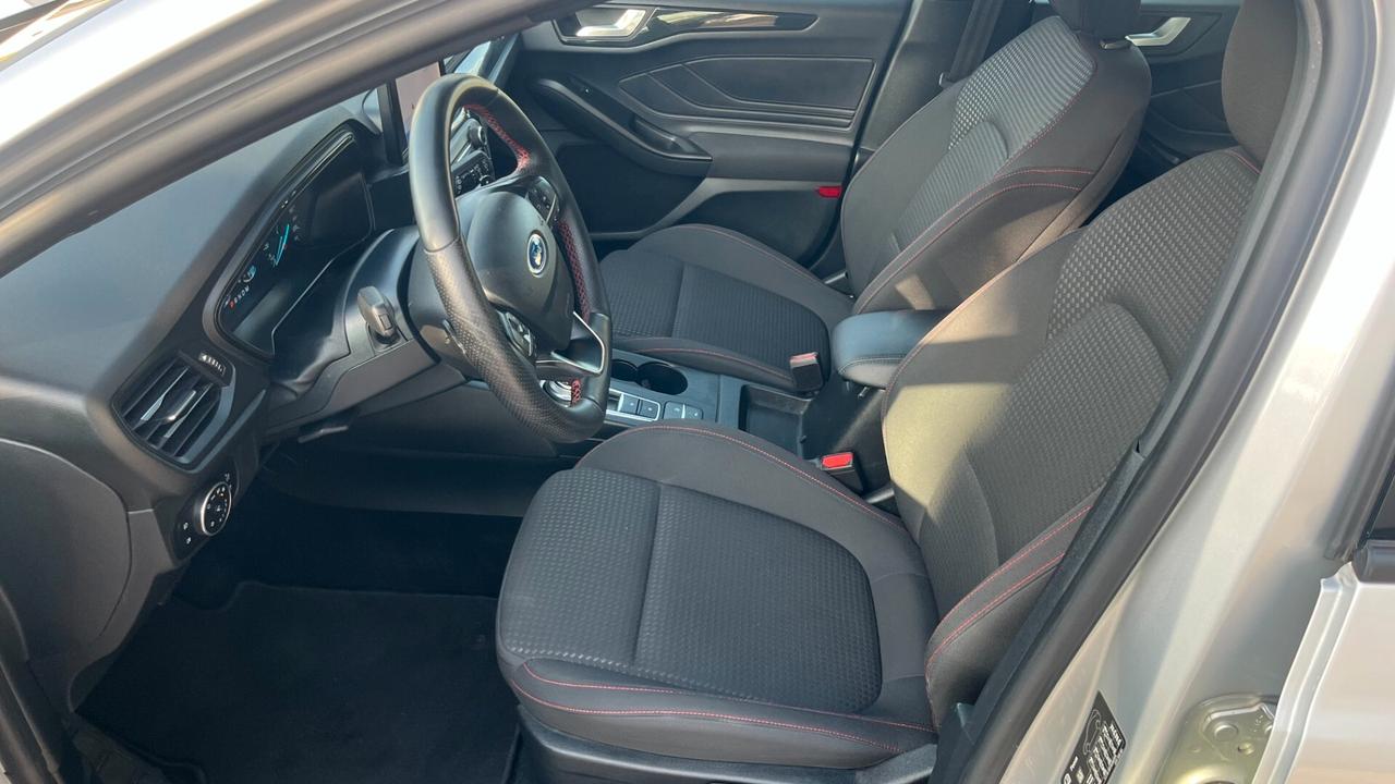 Ford Focus 1.0 EcoBoost Hybrid 125 CV SW ST-Line