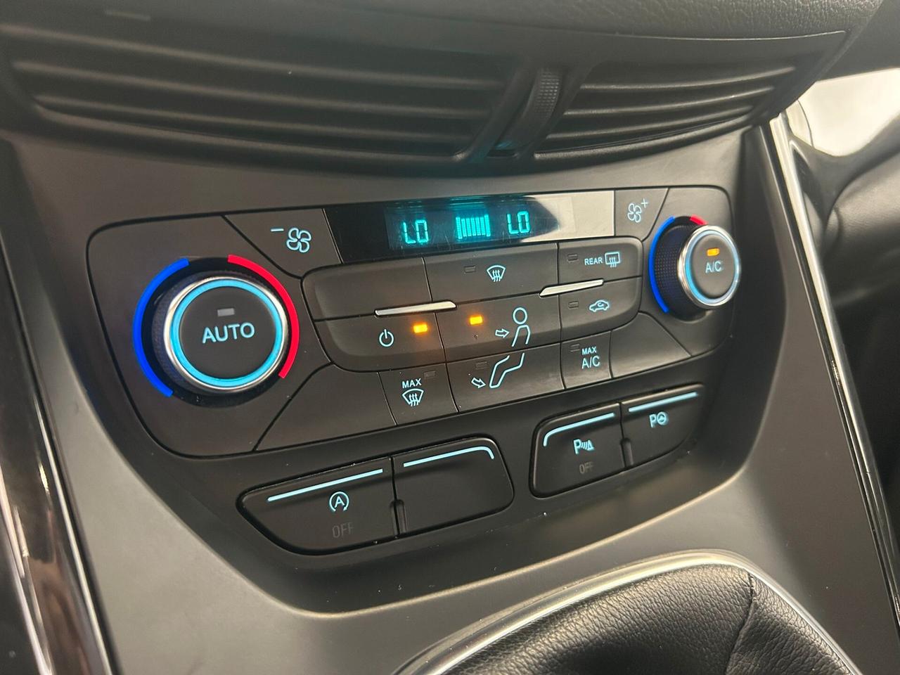 Ford Kuga 1.5 TDCI 120CV 2WD ST-Line 2018