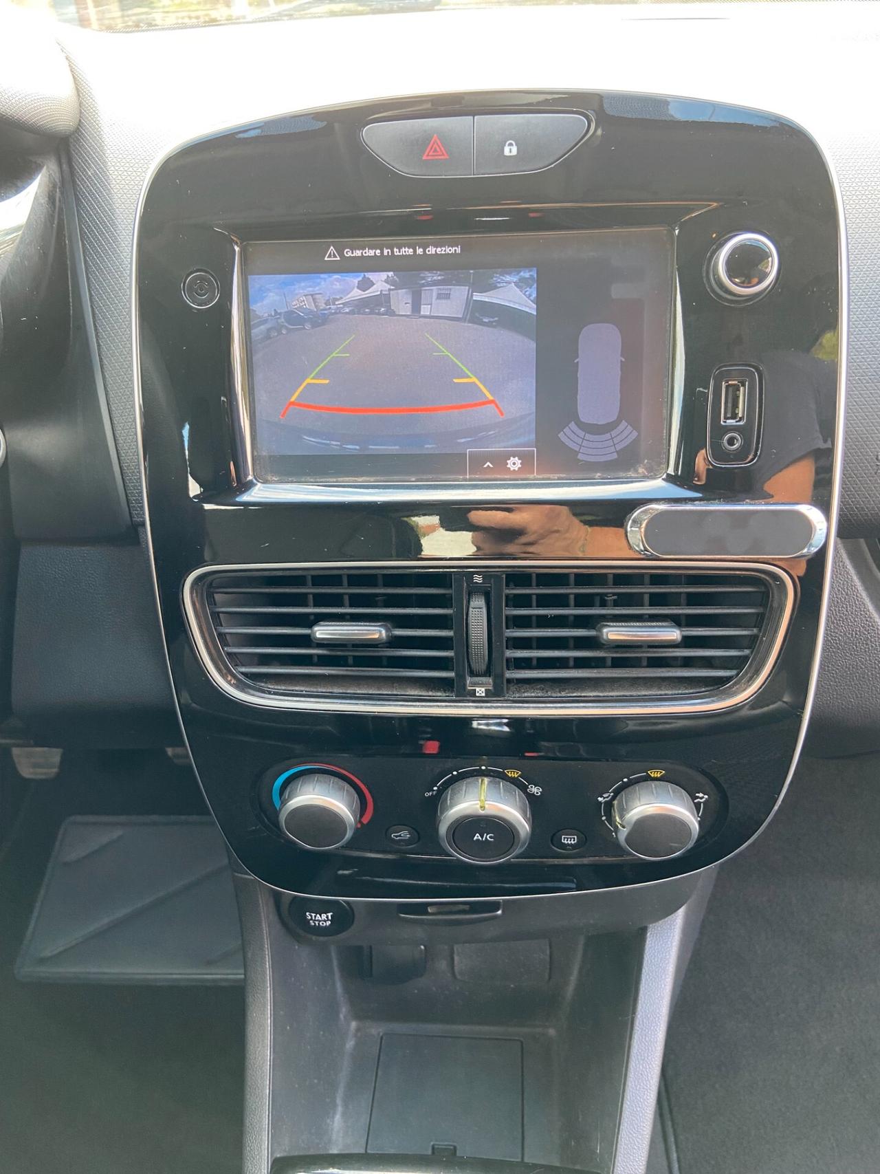 Renault Clio dCi 8V 75 CV