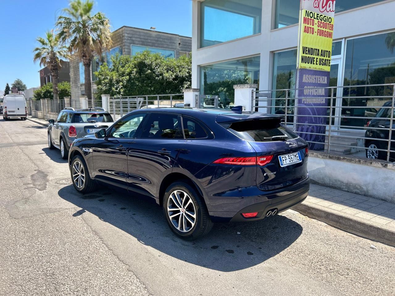 Jaguar F-Pace 2.0 D 180 CV AWD R-Sport