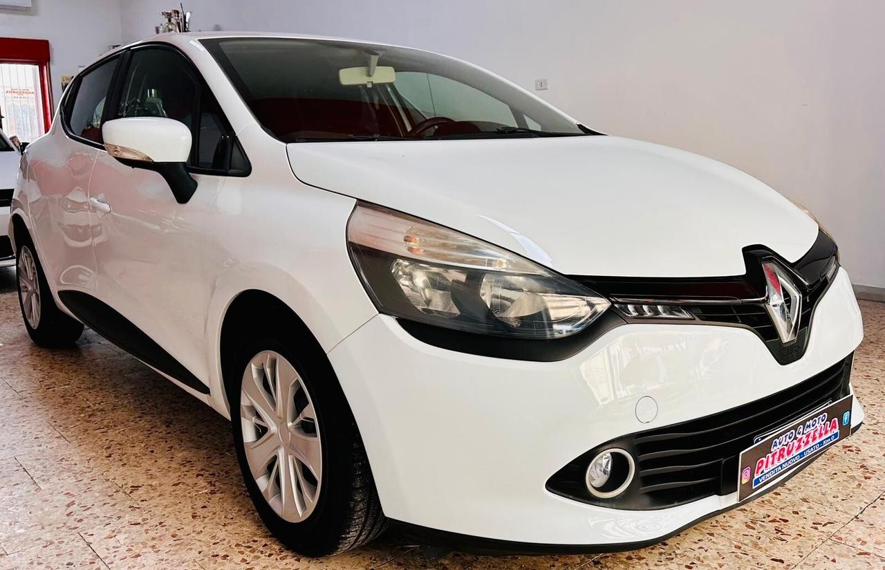 Renault Clio 1.2 75CV 5 porte Wave