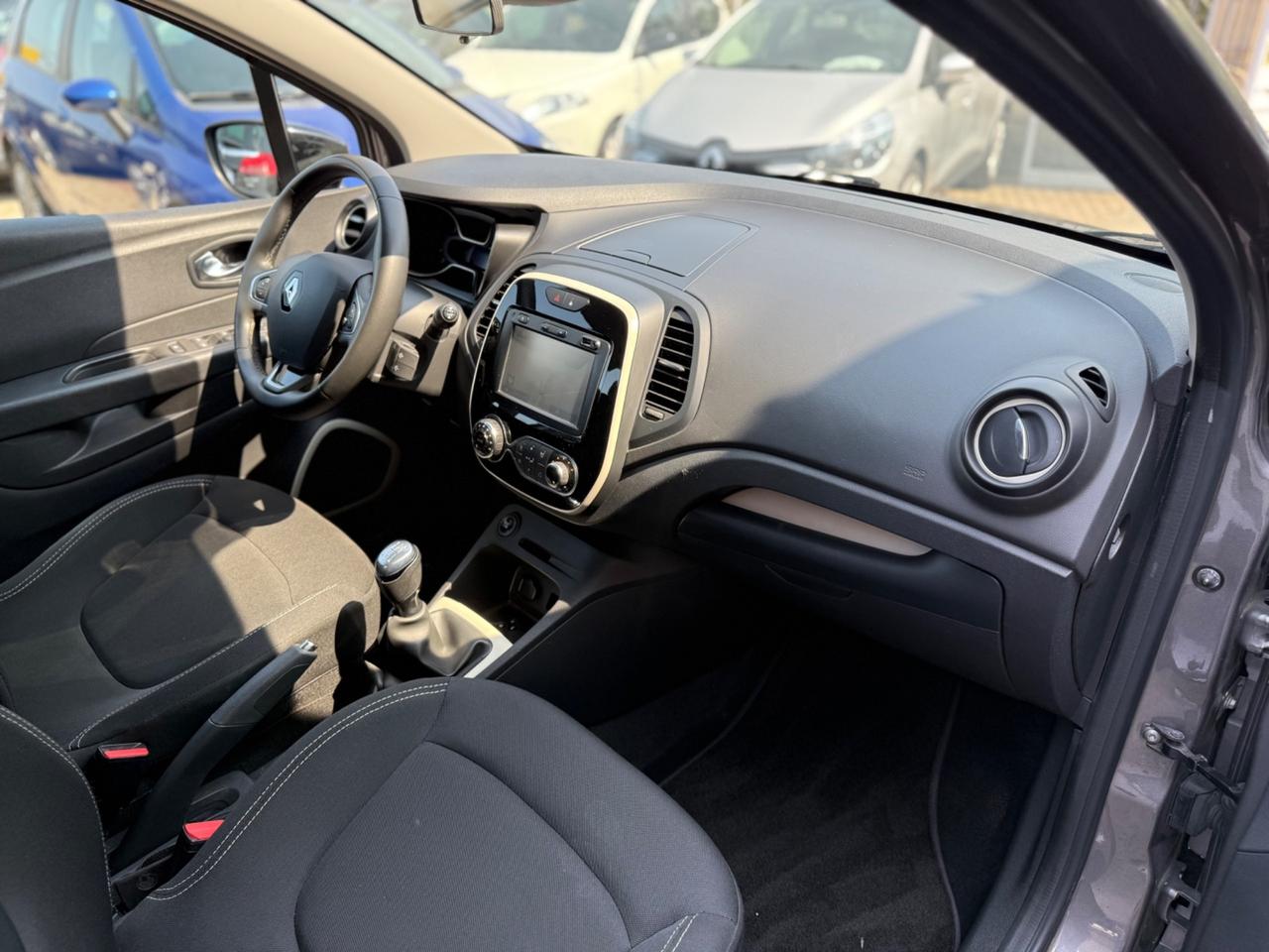 Renault Captur dCI 90 CV ADATTA NEO PAT. Km certif