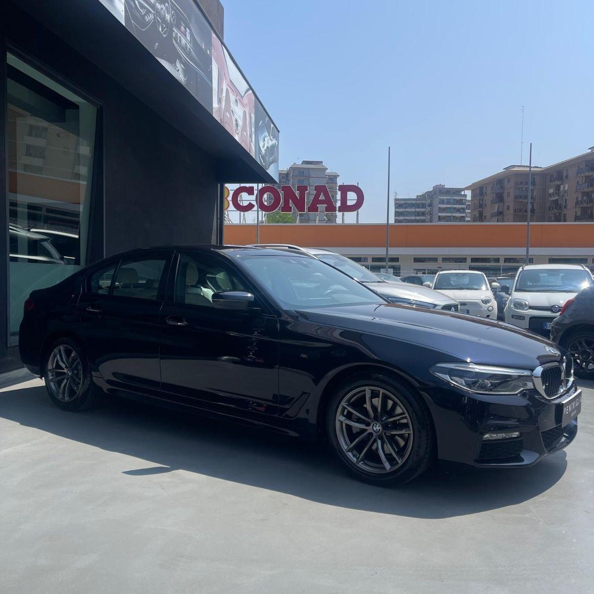 BMW - Serie 5 - 520d Msport