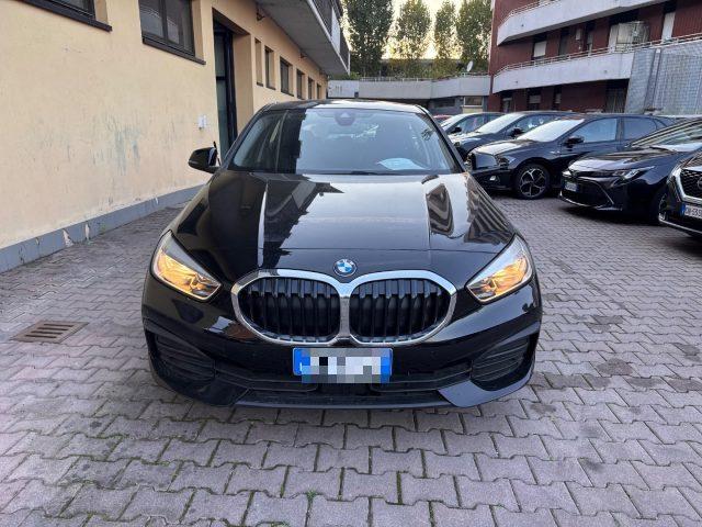 BMW 116 d 5p. Business Advantage