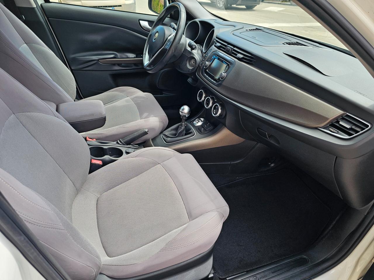 Alfa Romeo Giulietta 1.6 JTDm-2 105 CV Distinctive