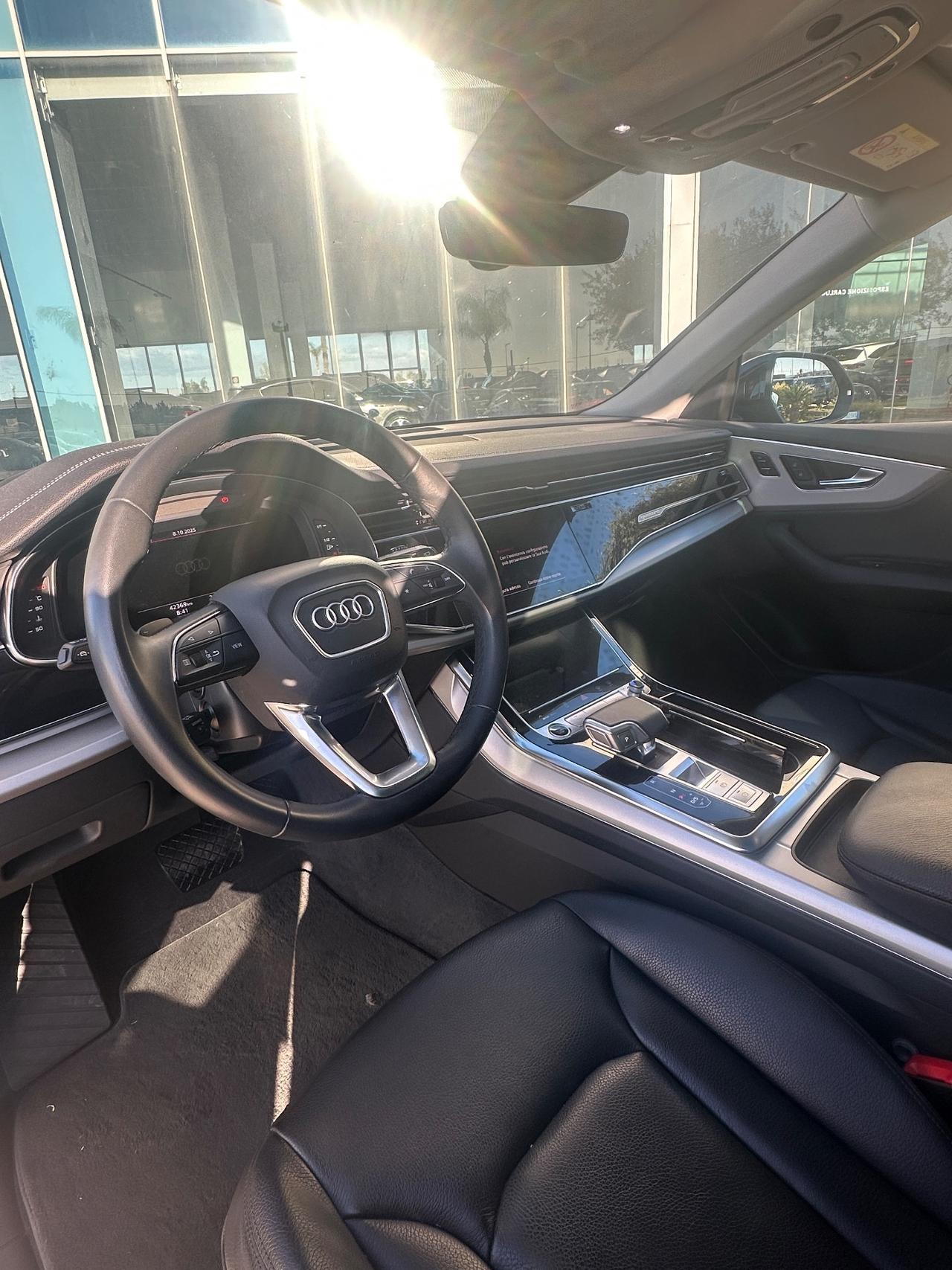 Audi Q8 50 tdi quattro possibilità noleggio no scoring