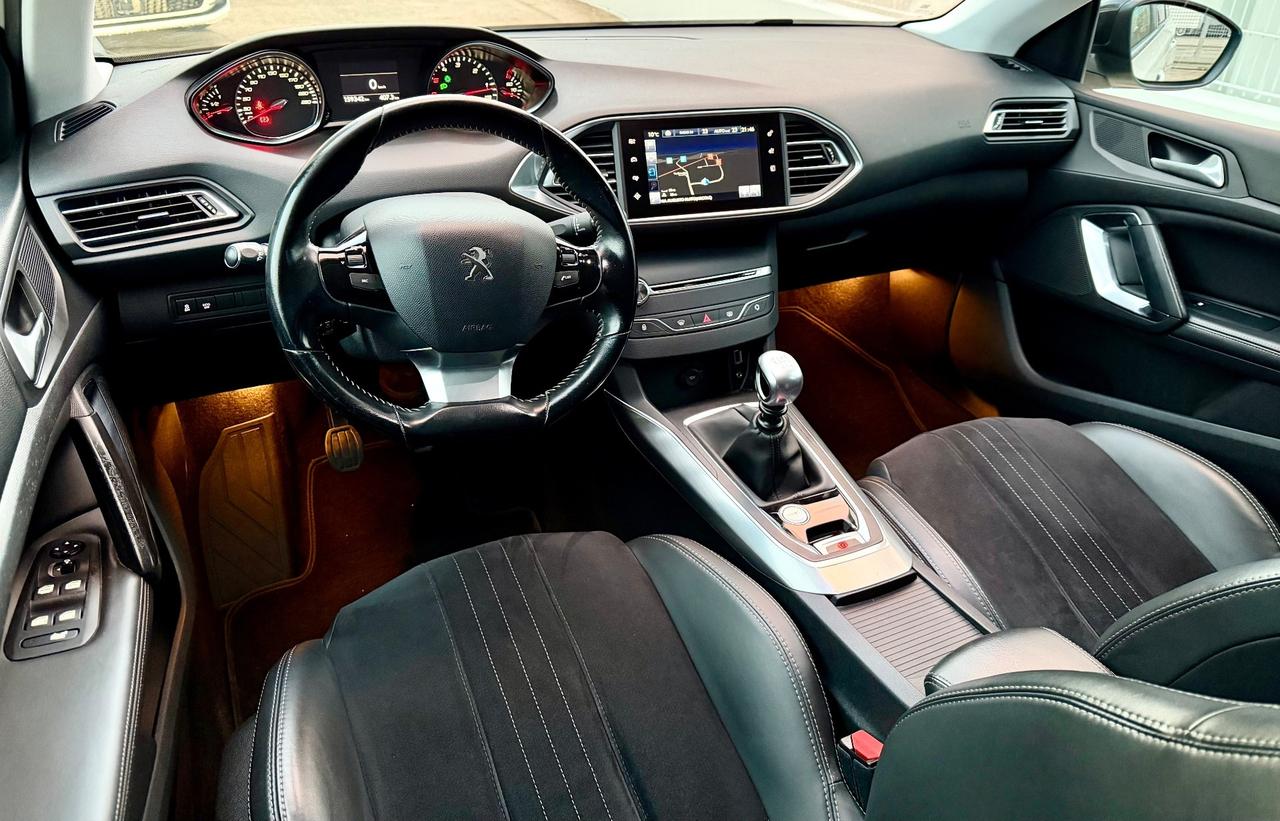 Peugeot 308 BlueHDi 150 S&S SW Allure